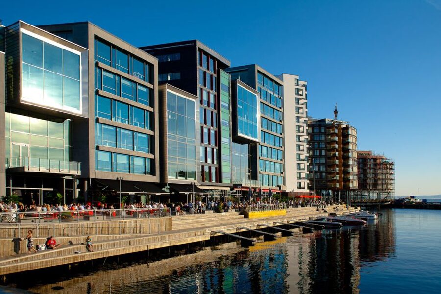 Oslo: Private City Center Highlights Guided Walking Tour - Beginning at City Hall and the Nobel Peace Prize setting