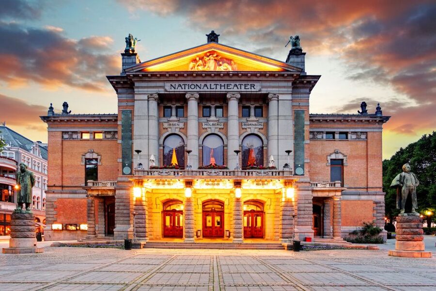 Oslo: Private Walking Tour with a Local Guide - Museum visits require planning ahead