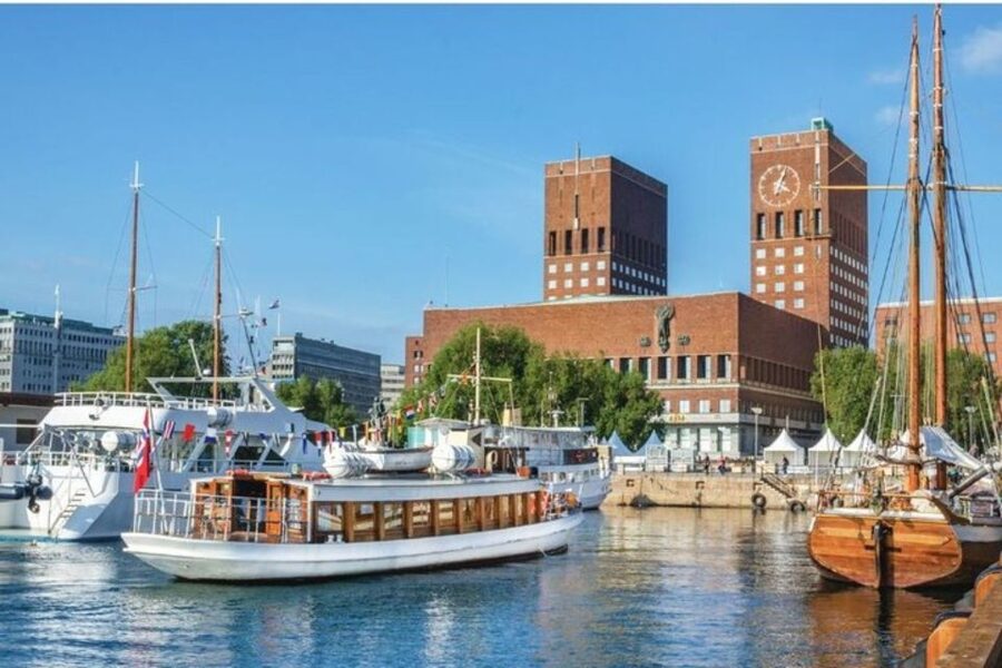 Oslo: Private Walking Tour with a Local Guide - The guide makes the biggest difference