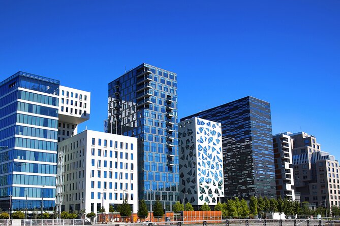Oslo Scavenger Hunt and Highlights Self Guided Audio Tour - Frogner Park: a spacious first stop