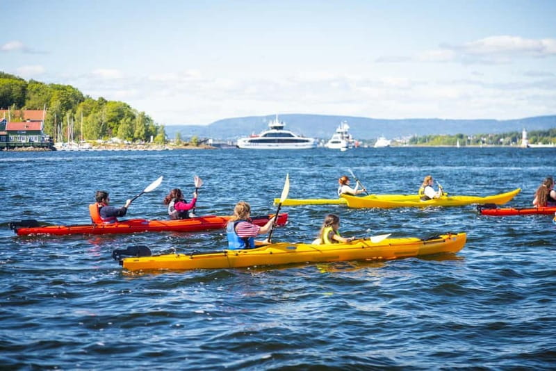 Oslo Sea Kayak Tour “Fjord City” - Starting on the floating dock at Tjuvholmen