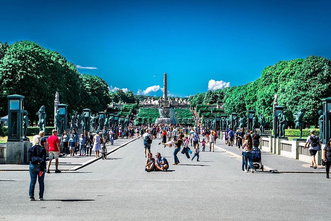 Oslo & Vigeland Park Private Walking Tour - Walking Karl Johans Gate toward Parliament
