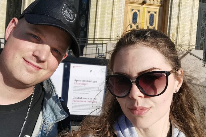 Oslo Viking Quest: Exploration Game and Tour - The Royal Palace and a royal chapter