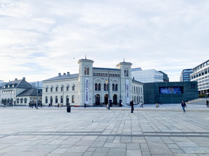 Oslo Walking Tour with Passionate Founder, Shared or Private - Meeting the guide at Deichman Bjørvika Library