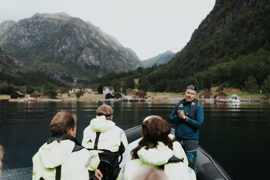 Øystese: Hardangerfjord RIB safari to the Fyksesund branch - A brief look at Kvamsøy