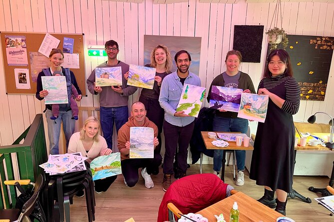Paint Norwegian landscape with watercolor in Bergen - Joanna’s teaching style and the small-group advantage