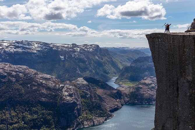 Preikestolen Hidden Trail Hike + Lunch and Canoe Trip - Key points to know before booking