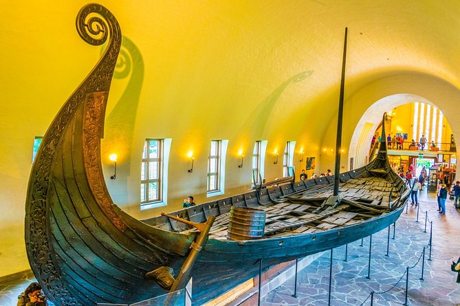 Private 5-hrs Oslo Exclusive Driverguide Luxury Limo/Van-Tour incl Museums - Ekebergparken for the broadest Oslo view