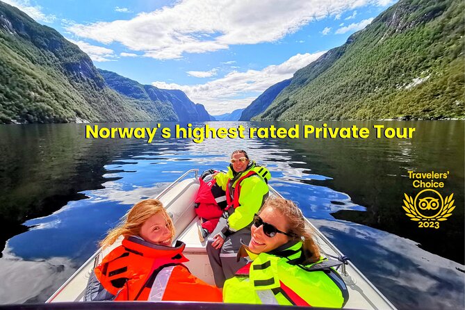Private Cruise: Mostraumen by Zodiac or Lux Pontoon Boat - What makes this Bergen fjord tour different