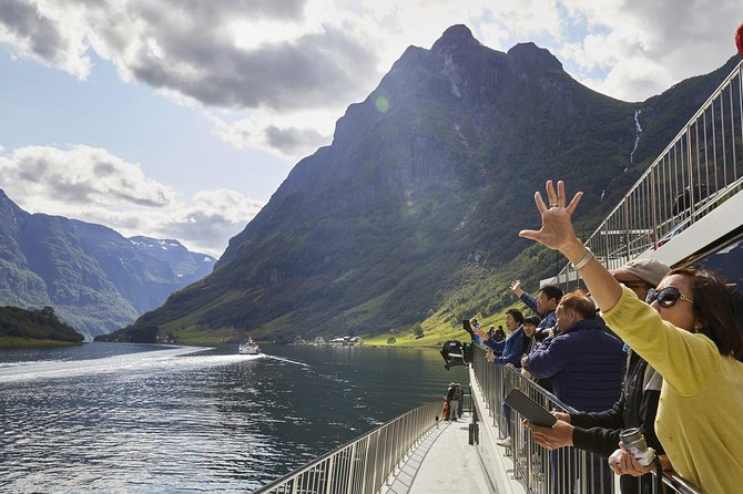 Private guided, Bergen to Oslo - Nærøyfjord Cruise & Flåm Railway - Hallingskarvet marks the high mountain crossing