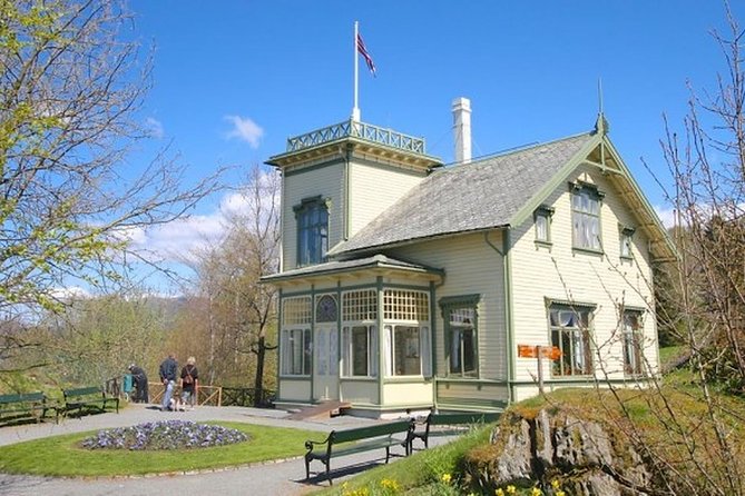 Private Guided City Sightseeing - Bergens Top Attractions - Mount Fløyen and the Fløibanen ride