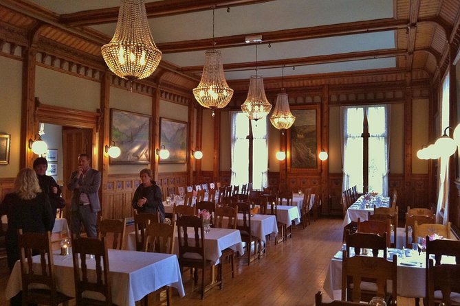 PRIVATE GUIDED TOUR: Queen of the Fjords - tour from Bergen, 6 hours - Lunch, local stops, and what is actually included