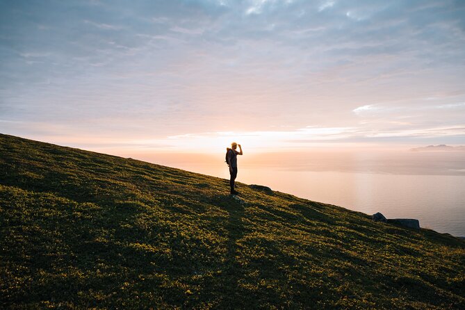 Private Midnight Tour To Gimsøya - Hoven: a 368-meter climb with big views