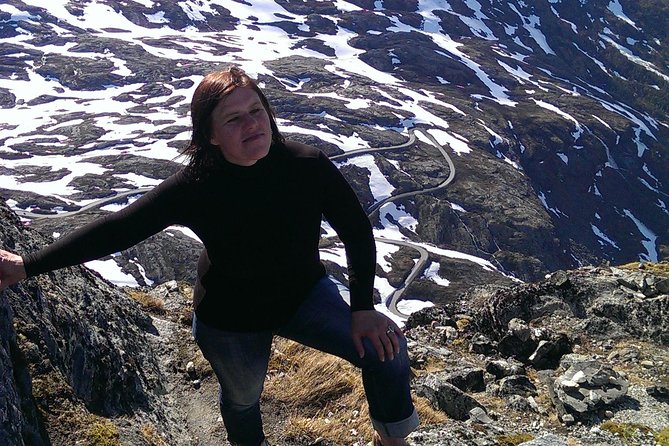 Private tour Geiranger and Glaciers 1 to 15 people - Flydalsjuvet, Queen Sonja’s Favorite View