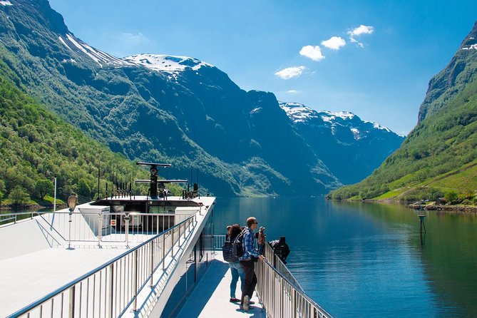 Private tour - Viking Village, Nærøyfjord Cruise and Flåm Railway - Why this private route works so well