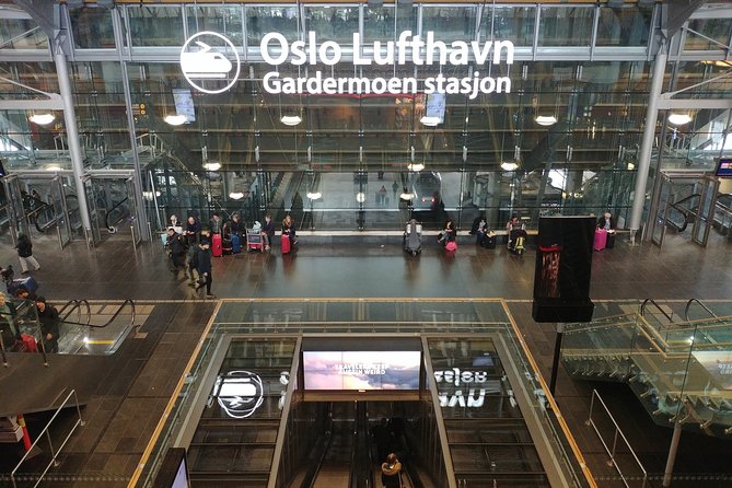 Private Transfer from Oslo Airport to Oslo City Centre - Booking times, cancellation, and small practical details