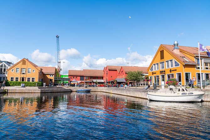 RIB Speed Sightseeing in Kristiansand - Leaving Nodeviga and reaching the archipelago