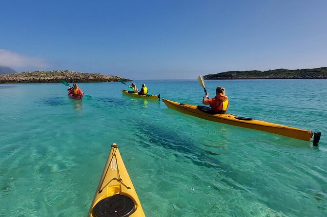 Sea Kayak Guided Tours on Skrova Island - The Skrova lighthouse and white-sand beaches