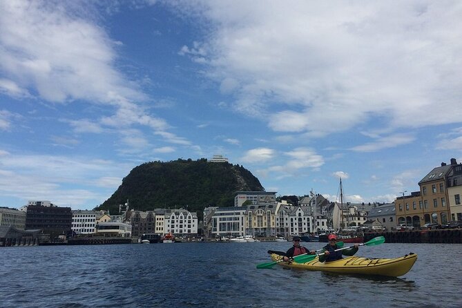 Sea Kayaking In Ålesund - From city channels toward the coast