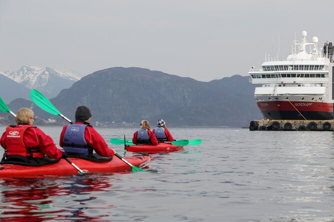Sea Kayaking In Ålesund - The single versus tandem kayak question