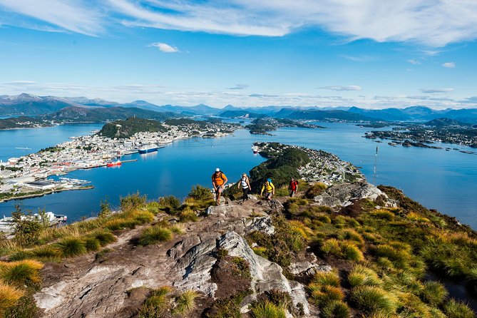 Seakayak And Hike in Ålesund - Why this Ålesund combination works so well