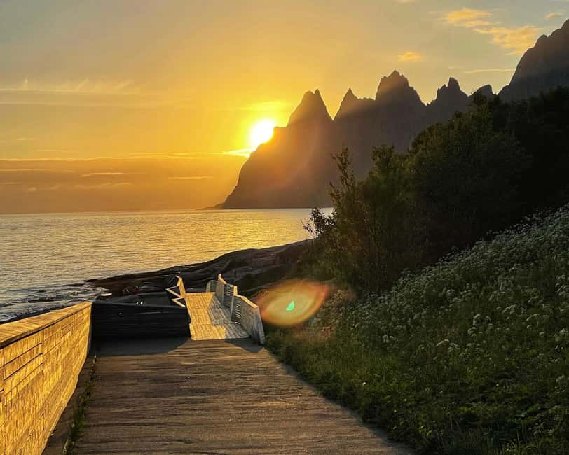 Senja: Guided Tour around Senja - Ersfjordstranda and the surprise of a snowy beach
