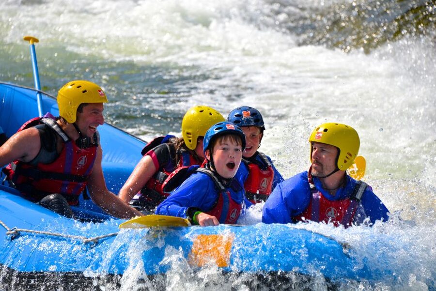 Setesdal, Evje: Family Rafting on the beautiful Otra river - Check-in and getting fitted for the river