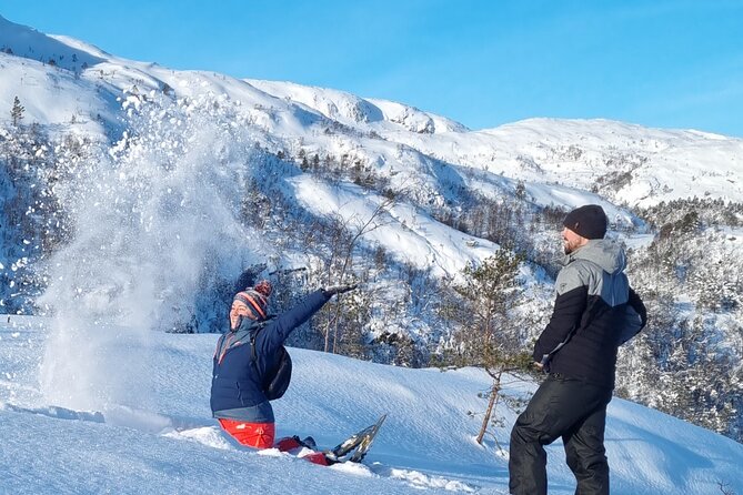 Snowshoe hiking in Bergen - Public tour - The summit view depends on the sky