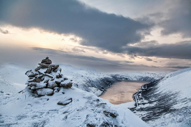 Snowshoe Hill Hike in Tromsø - Coming down can be its own challenge
