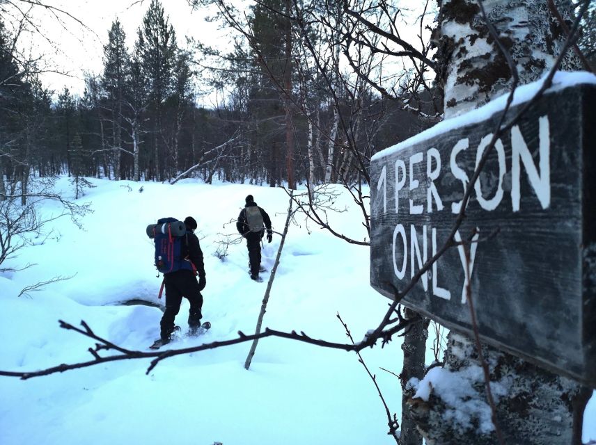 Snowshoeing Adventure to the Enchanting Frozen Waterfall - Why Orvvosfossen makes a good winter outing
