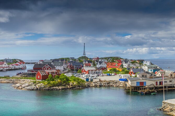 South Lofoten Highlights Photo Tour (Summer) - Reine: the grand finish with Reinebringen behind it