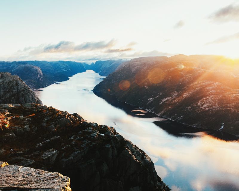 Stavanger: Guided Sunrise Hike to Pulpit Rock - The 1:00 AM pickup from Stavanger