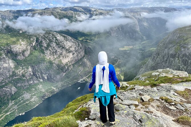 Stavanger: Kjerag Hike with Guide and Transportation - Key points about the Kjerag day trip