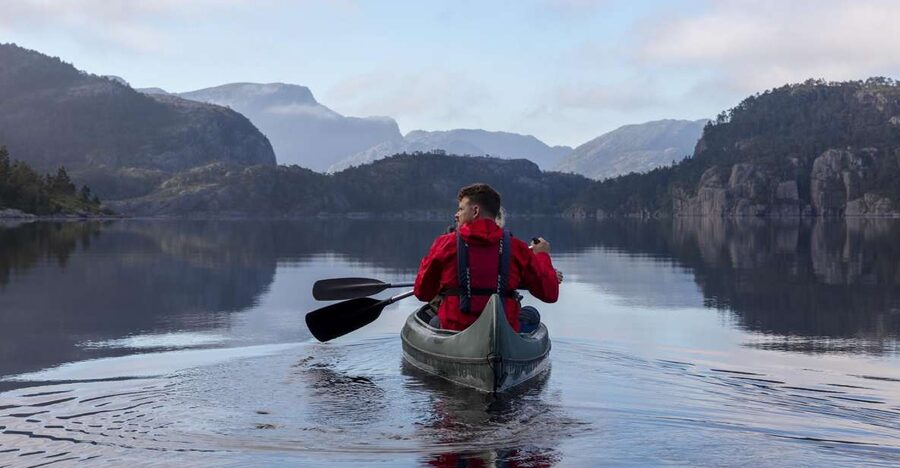Stavanger: Preikestolen Hidden Trail Hike + Canoe + Lunch - Guides who make the hard parts manageable