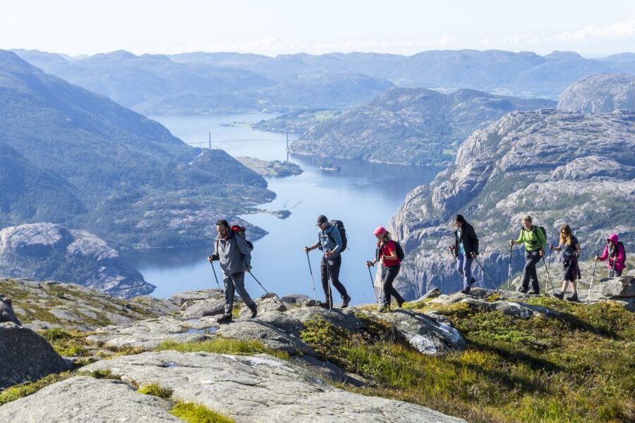 Stavanger: Preikestolen Hidden Trail Hike + Canoe + Lunch - Is $273 a fair price?