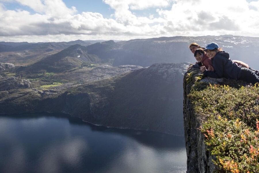 Stavanger: Preikestolen Hidden Trail Hike + Canoe + Lunch - Pickup in Stavanger and the ride to the trailhead