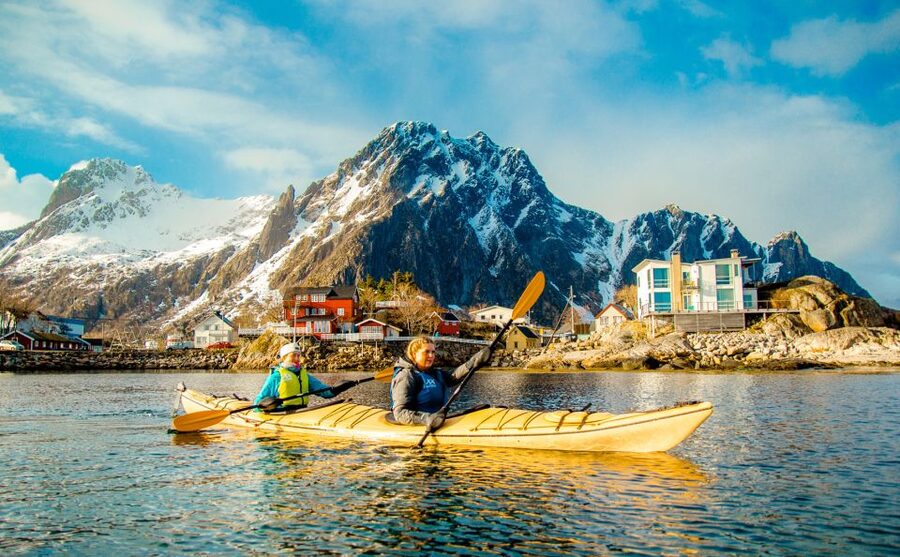 Svolvaer: 2-Hour Winter Kayaking Adventure - Key points to know before you book