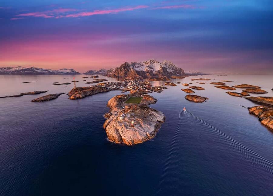 Svolvær and Henningsvær Sightseeing and History Tour - Key Details Before You Book