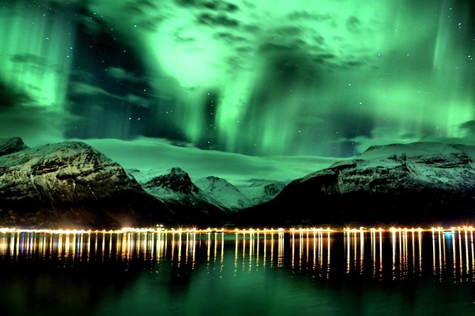 The Aurora Tour - small group, northern lights - Pickup from your Tromsø address