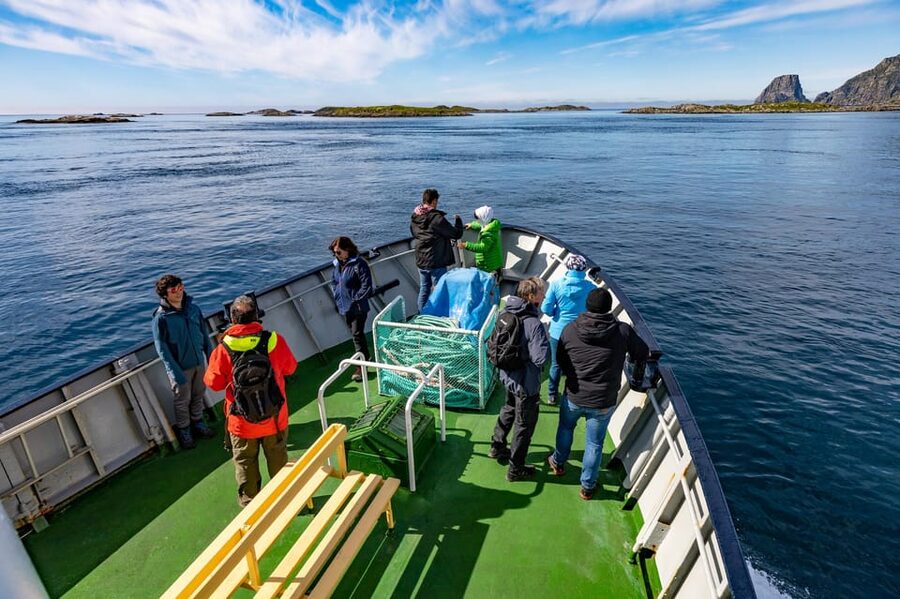 The Bird Safari Tour - Crossing to Gjesværstappan Nature Reserve