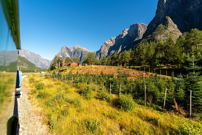 The Golden Train on Rauma Railway in Romsdalen - What you see on the way to Bjorli
