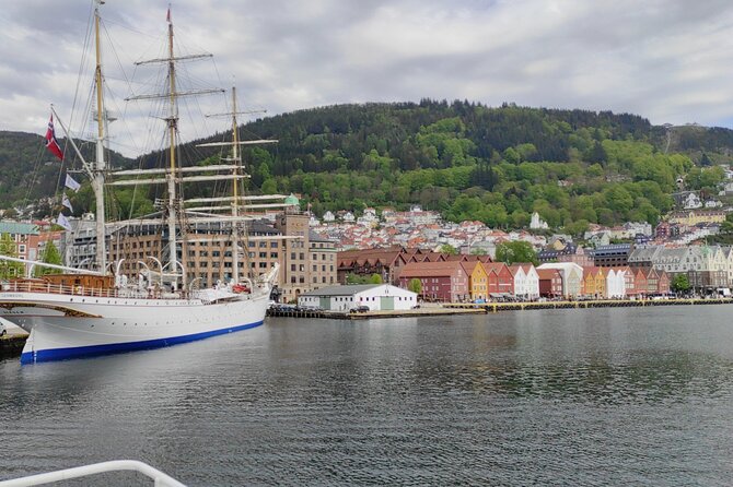 The influence of Bergen in Norway's development, city tour - Key points to know before booking