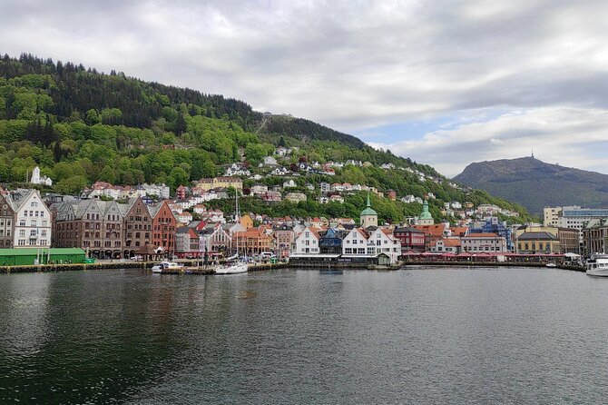 The influence of Bergen in Norway's development, city tour - Den Nationale Scene and Bergen’s changing public life