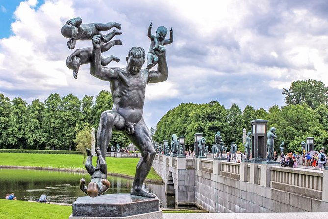 The Ultimate Study of the Human Form at Vigeland's Sculpture Park with a Local - Small group, but confirm the number