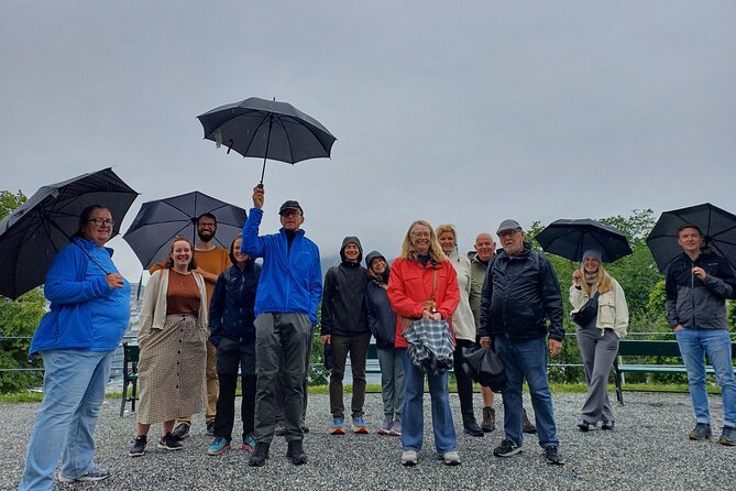 Tip-Based Walking Tour of Bergen - Bergenhus Fortress and the harbor outlook