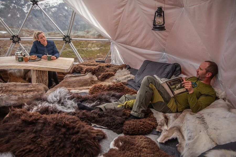 Trolltunga: Trolltunga Sunset Glamping - Sleeping beneath the see-through ceiling