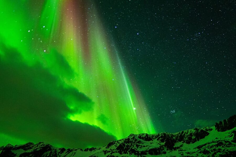 Tromsø Adventurous Northern Lights Small-Group - The snow hike and the search for darker skies