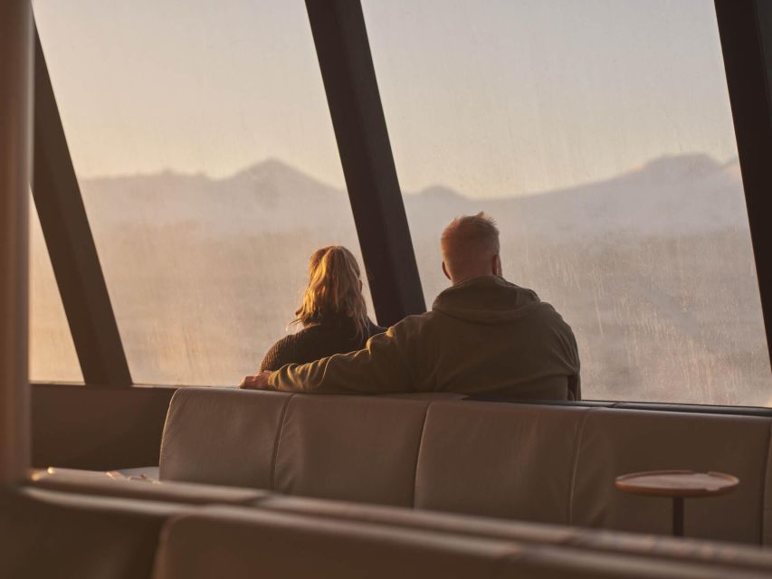 Tromsø: Arctic Fjord Cruise in Polar Landscapes - A catamaran designed for cold weather