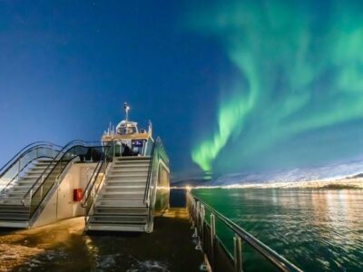 Aurora Dinner Cruise by Hybrid-Electric Catamaran