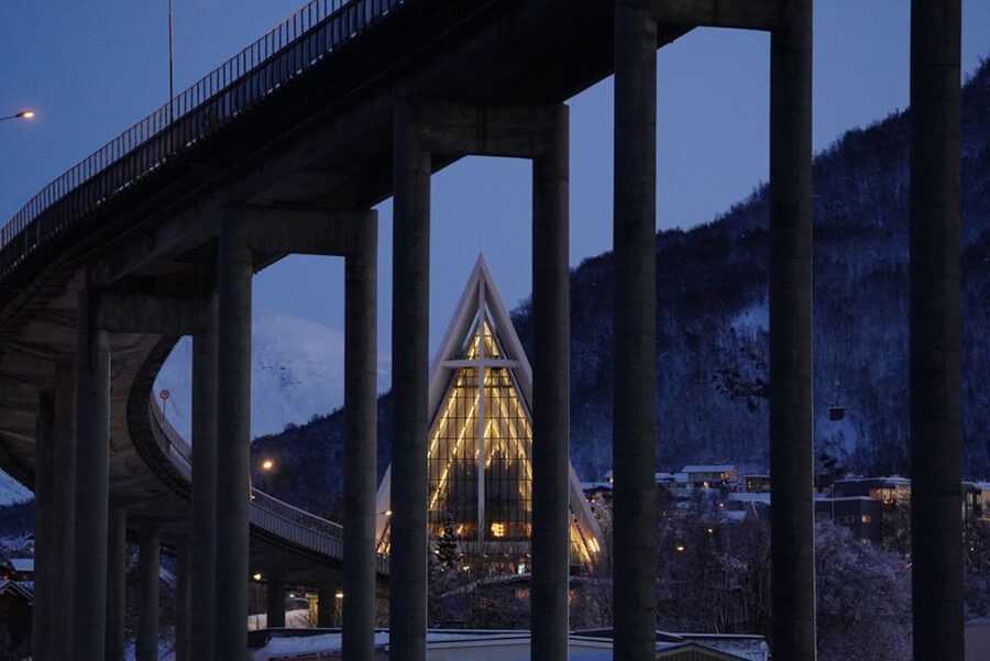 Tromsø: Aurora Dinner Cruise by Hybrid-Electric Catamaran - How the $198 price measures up